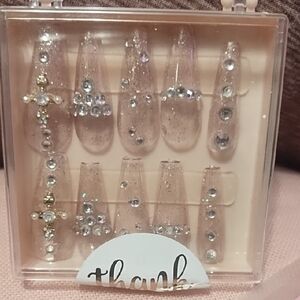 Elegant Glitter Press-On Nails with Rhinestones